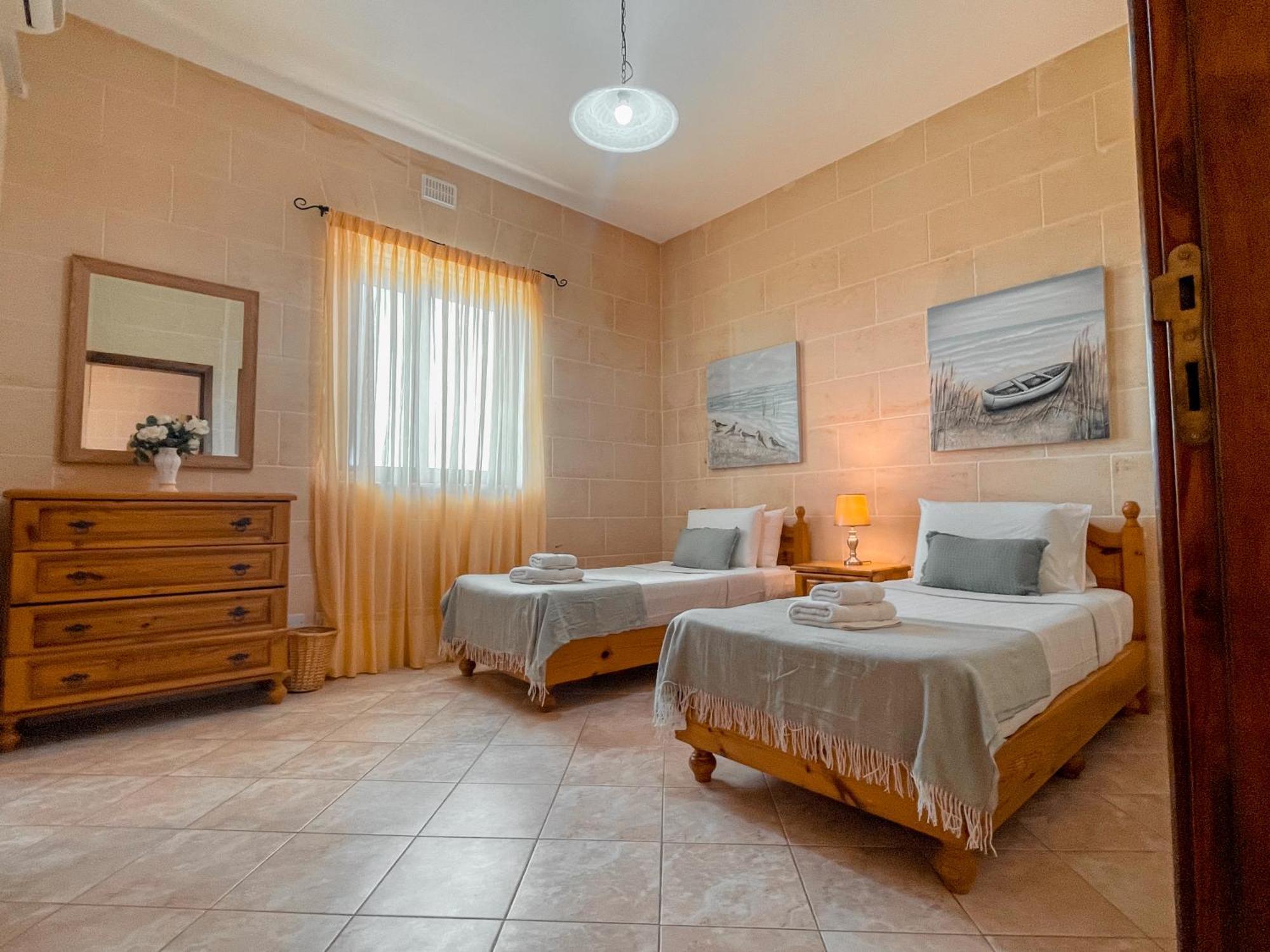 Għarb Villa Fieldend - Gozo Holiday Home מראה חיצוני תמונה